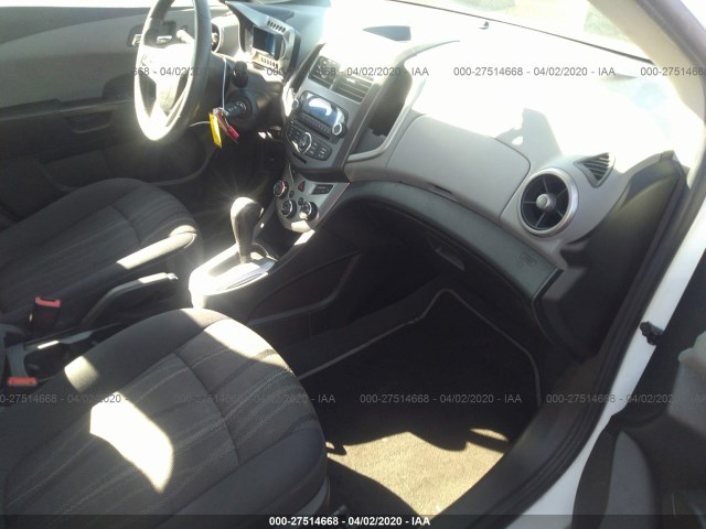 Photo 4 VIN: 1G1JC6SH2F4167519 - CHEVROLET SONIC 