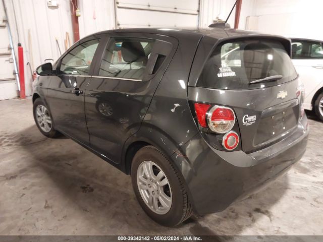 Photo 2 VIN: 1G1JC6SH2F4195093 - CHEVROLET SONIC 