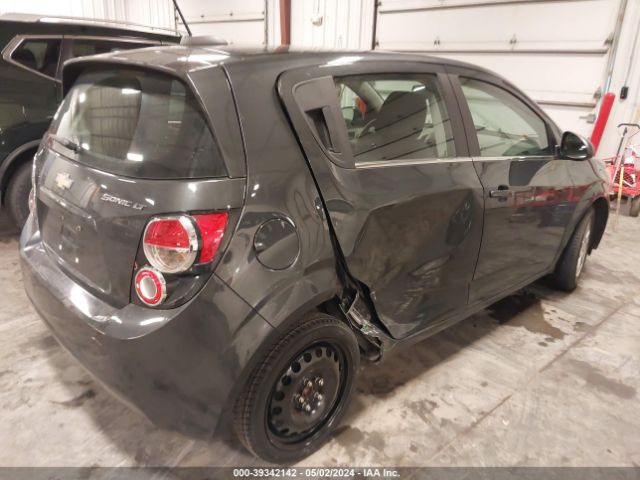 Photo 3 VIN: 1G1JC6SH2F4195093 - CHEVROLET SONIC 