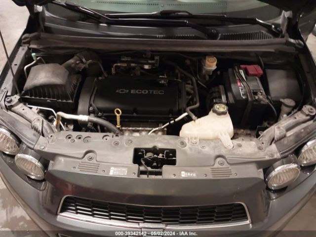 Photo 9 VIN: 1G1JC6SH2F4195093 - CHEVROLET SONIC 