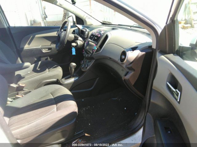 Photo 4 VIN: 1G1JC6SH2G4103174 - CHEVROLET SONIC 