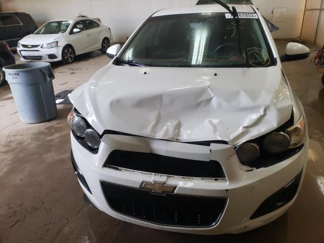 Photo 4 VIN: 1G1JC6SH3D4112655 - CHEVROLET SONIC 