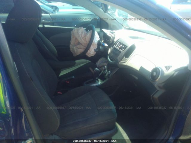 Photo 4 VIN: 1G1JC6SH3D4145087 - CHEVROLET SONIC 