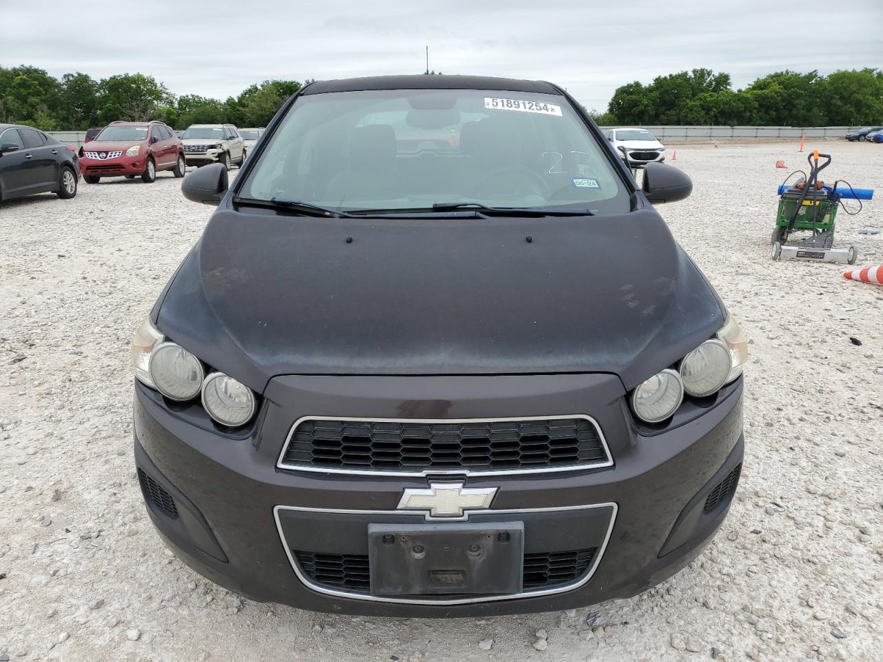 Photo 4 VIN: 1G1JC6SH3D4202422 - CHEVROLET SONIC 