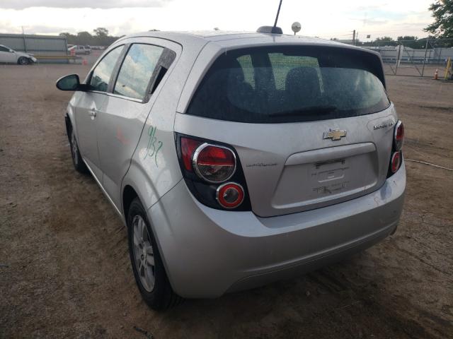 Photo 2 VIN: 1G1JC6SH3F4105384 - CHEVROLET SONIC LT 