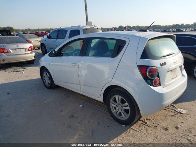 Photo 2 VIN: 1G1JC6SH3F4107684 - CHEVROLET SONIC 