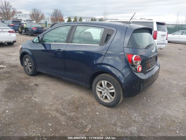 Photo 2 VIN: 1G1JC6SH3F4175256 - CHEVROLET SONIC 