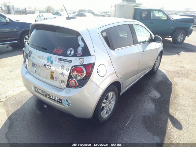 Photo 3 VIN: 1G1JC6SH3F4187343 - CHEVROLET SONIC 