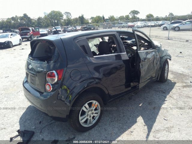 Photo 3 VIN: 1G1JC6SH4E4127408 - CHEVROLET SONIC 