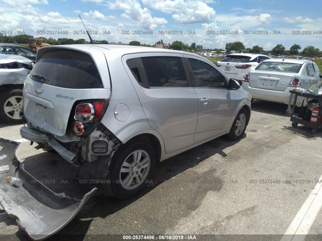 Photo 3 VIN: 1G1JC6SH4E4232367 - CHEVROLET SONIC 