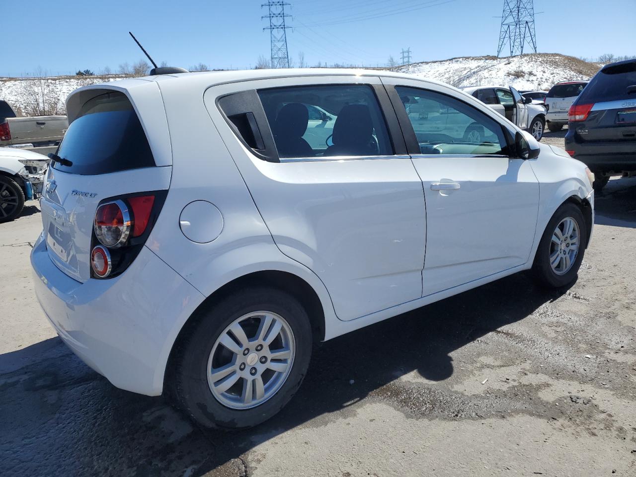 Photo 2 VIN: 1G1JC6SH4F4166145 - CHEVROLET SONIC 