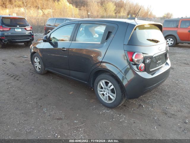 Photo 2 VIN: 1G1JC6SH4F4174214 - CHEVROLET SONIC 