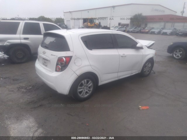 Photo 3 VIN: 1G1JC6SH5E4103800 - CHEVROLET SONIC 