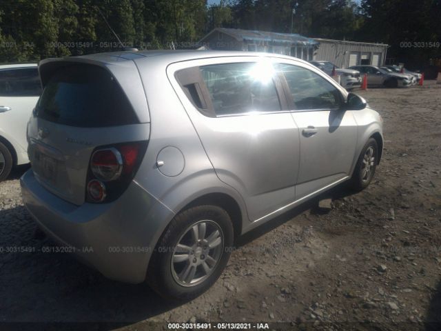 Photo 3 VIN: 1G1JC6SH5E4167268 - CHEVROLET SONIC 