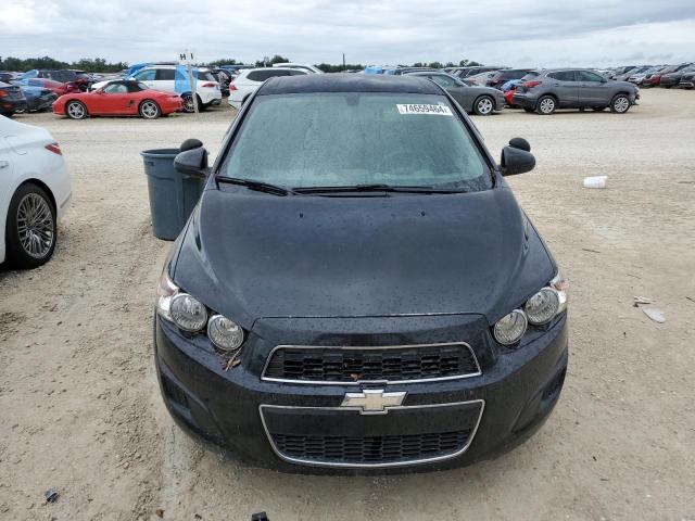 Photo 4 VIN: 1G1JC6SH5F4147569 - CHEVROLET SONIC LT 