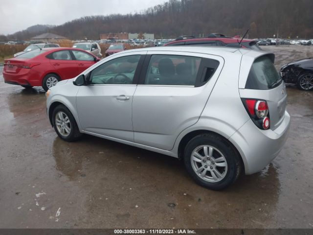 Photo 2 VIN: 1G1JC6SH5F4172746 - CHEVROLET SONIC 