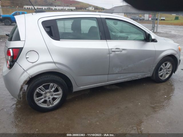 Photo 5 VIN: 1G1JC6SH5F4172746 - CHEVROLET SONIC 