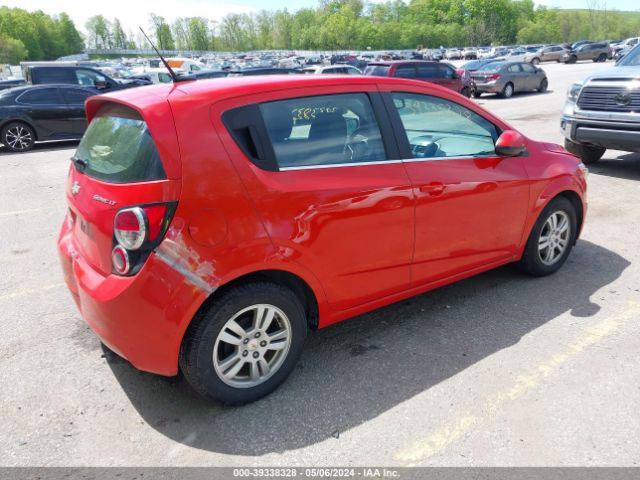 Photo 3 VIN: 1G1JC6SH6C4106881 - CHEVROLET SONIC 