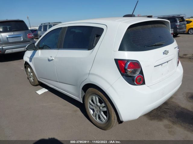 Photo 2 VIN: 1G1JC6SH6F4101717 - CHEVROLET SONIC 