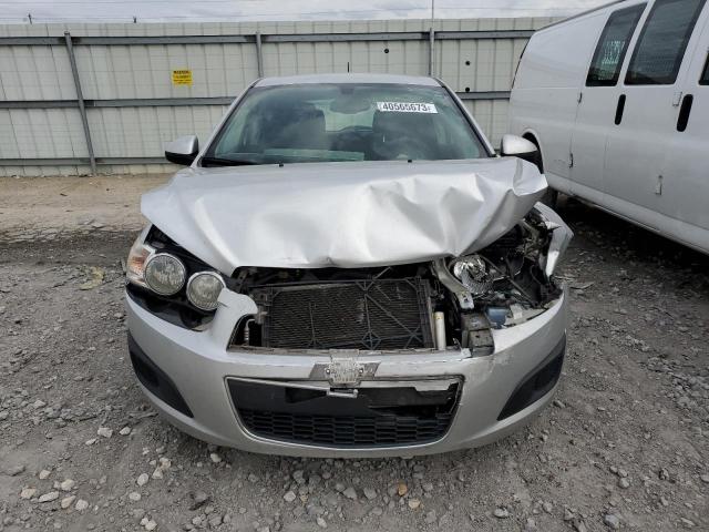 Photo 4 VIN: 1G1JC6SH6F4104648 - CHEVROLET SONIC LT 