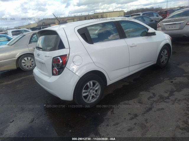 Photo 3 VIN: 1G1JC6SH6F4118470 - CHEVROLET SONIC 