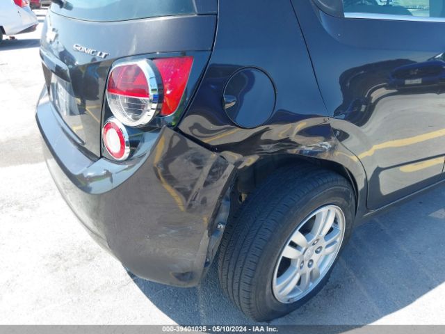 Photo 5 VIN: 1G1JC6SH6F4121174 - CHEVROLET SONIC 