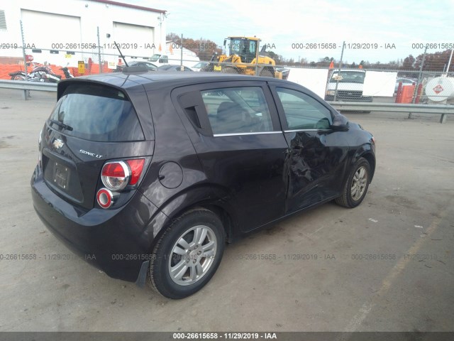 Photo 3 VIN: 1G1JC6SH6F4143112 - CHEVROLET SONIC 