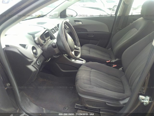 Photo 4 VIN: 1G1JC6SH6F4143112 - CHEVROLET SONIC 