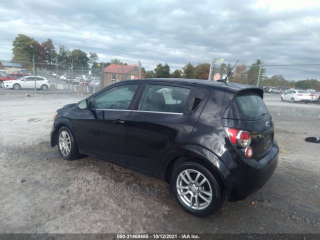 Photo 2 VIN: 1G1JC6SH7C4193089 - CHEVROLET SONIC 