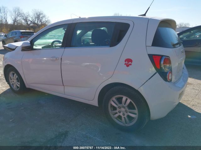 Photo 2 VIN: 1G1JC6SH7E4142243 - CHEVROLET SONIC 