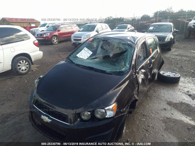 Photo 5 VIN: 1G1JC6SH7F4183666 - CHEVROLET SONIC 