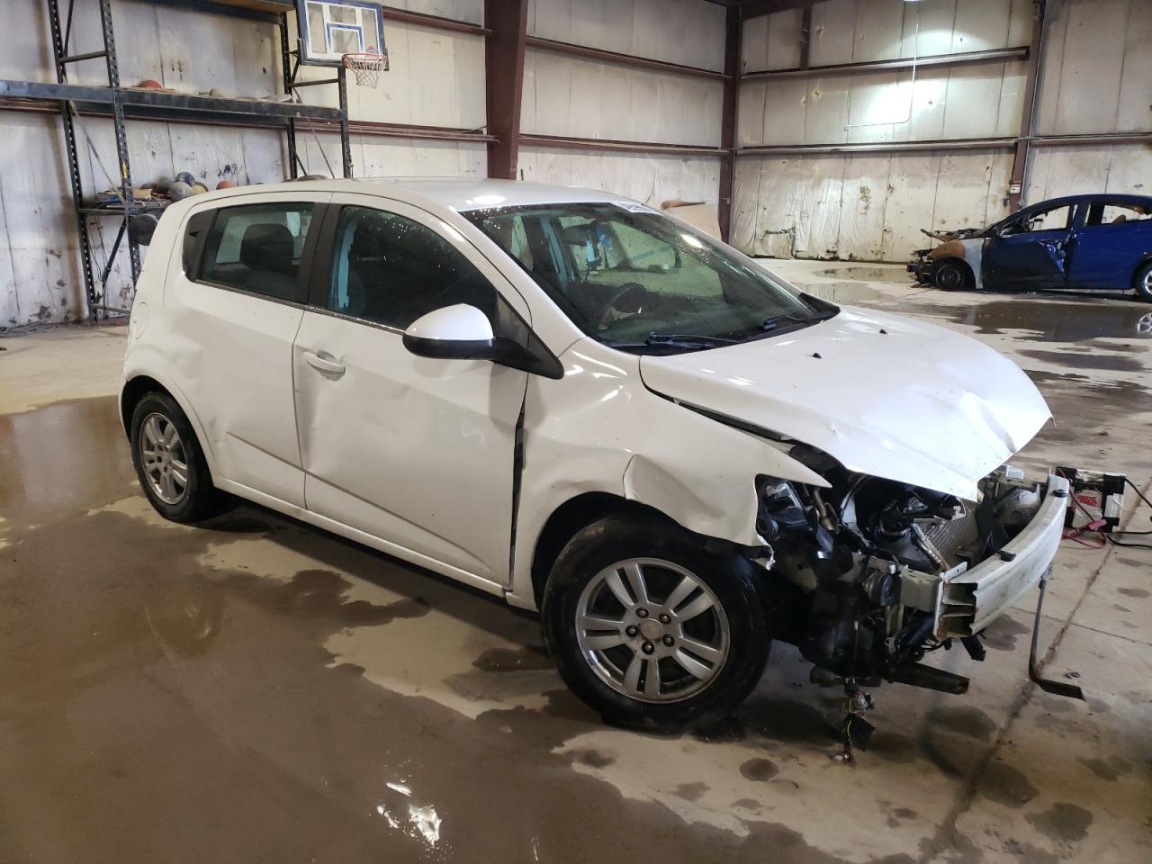 Photo 3 VIN: 1G1JC6SH7G4128345 - CHEVROLET SONIC 