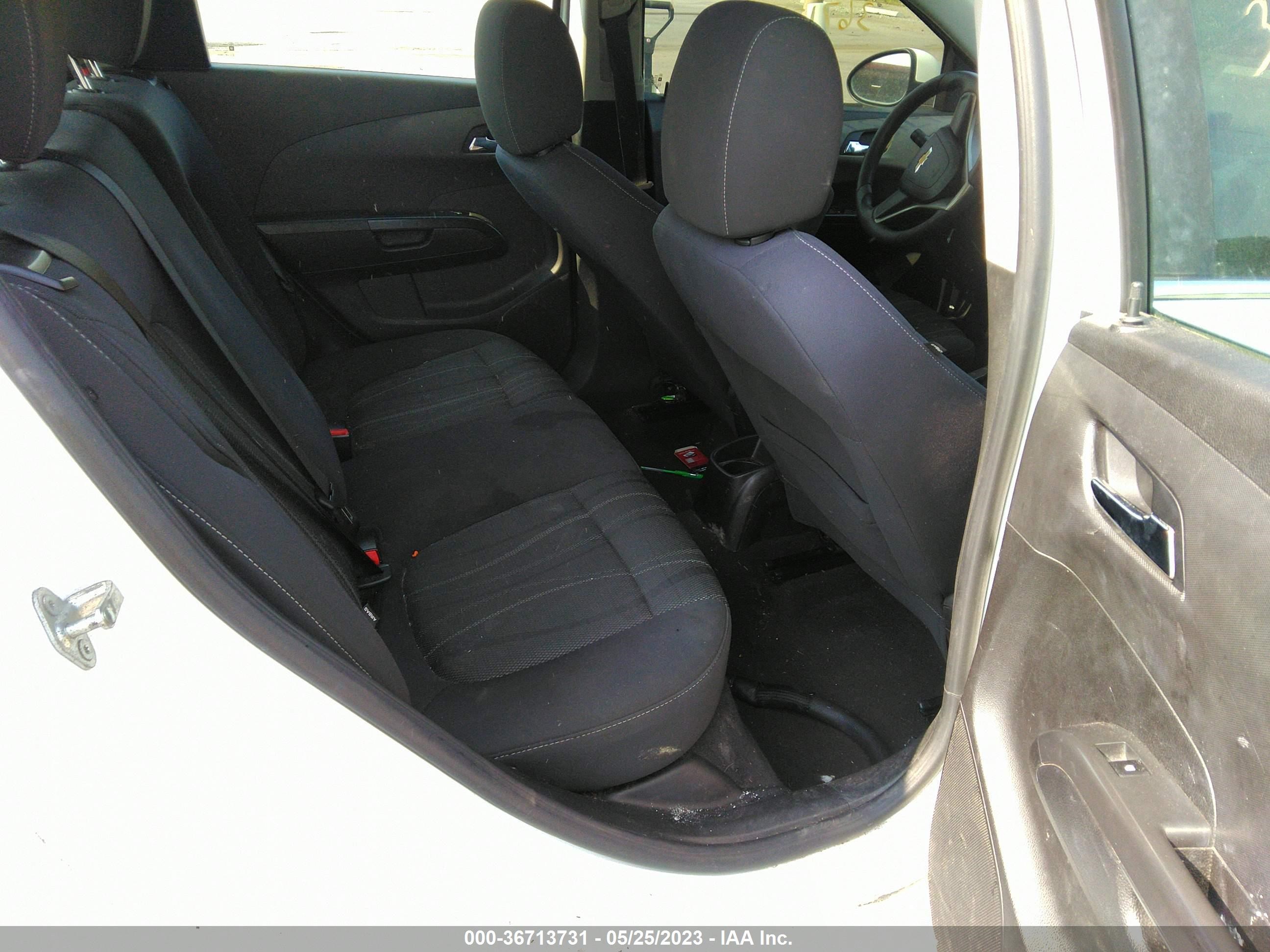 Photo 7 VIN: 1G1JC6SH8C4166418 - CHEVROLET SONIC 