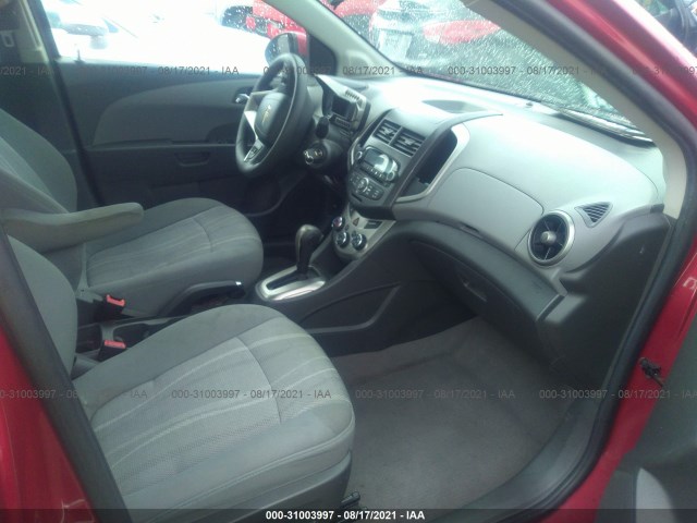 Photo 4 VIN: 1G1JC6SH8D4226764 - CHEVROLET SONIC 