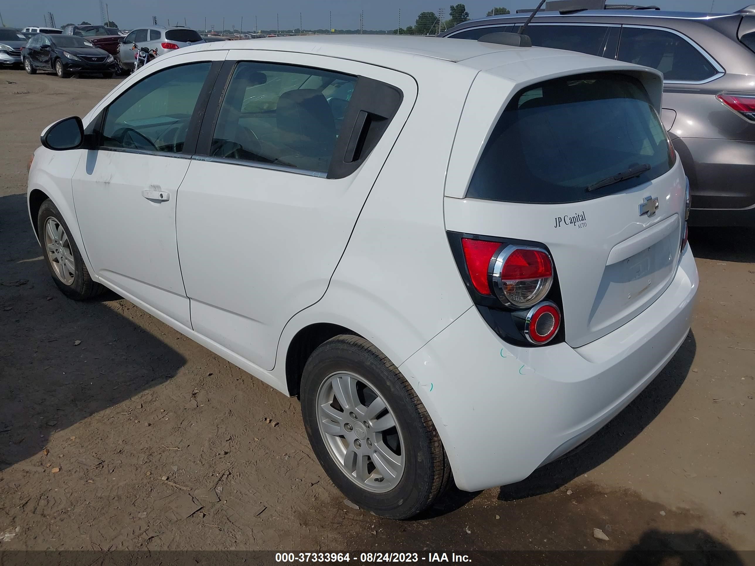 Photo 5 VIN: 1G1JC6SH8F4134945 - CHEVROLET SONIC 