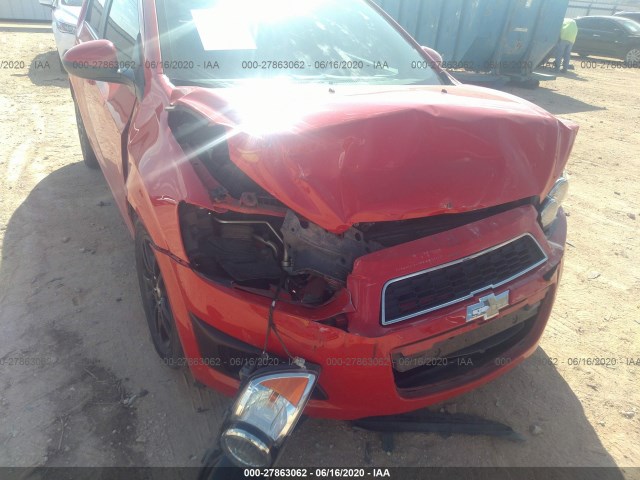 Photo 5 VIN: 1G1JC6SH8G4171558 - CHEVROLET SONIC 