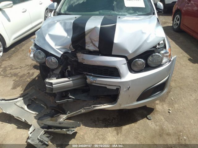 Photo 5 VIN: 1G1JC6SH9C4115607 - CHEVROLET SONIC 