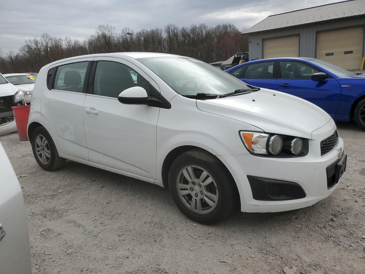 Photo 3 VIN: 1G1JC6SH9F4154539 - CHEVROLET SONIC 