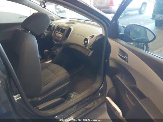 Photo 4 VIN: 1G1JC6SH9F4170031 - CHEVROLET SONIC 