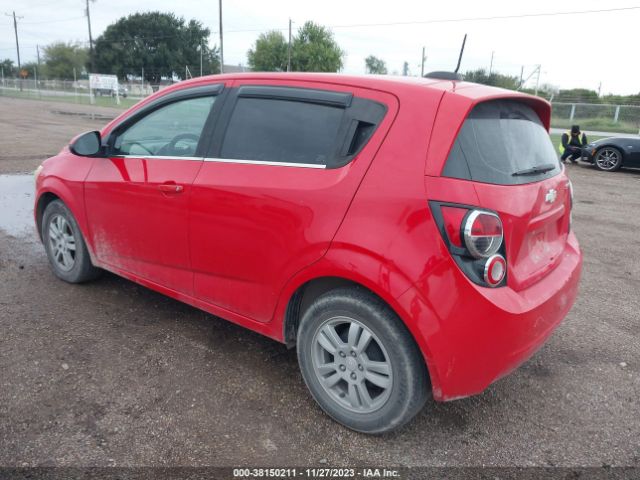 Photo 2 VIN: 1G1JC6SHXF4132940 - CHEVROLET SONIC 