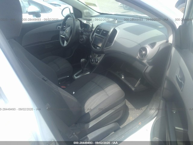 Photo 4 VIN: 1G1JC6SHXF4138754 - CHEVROLET SONIC 