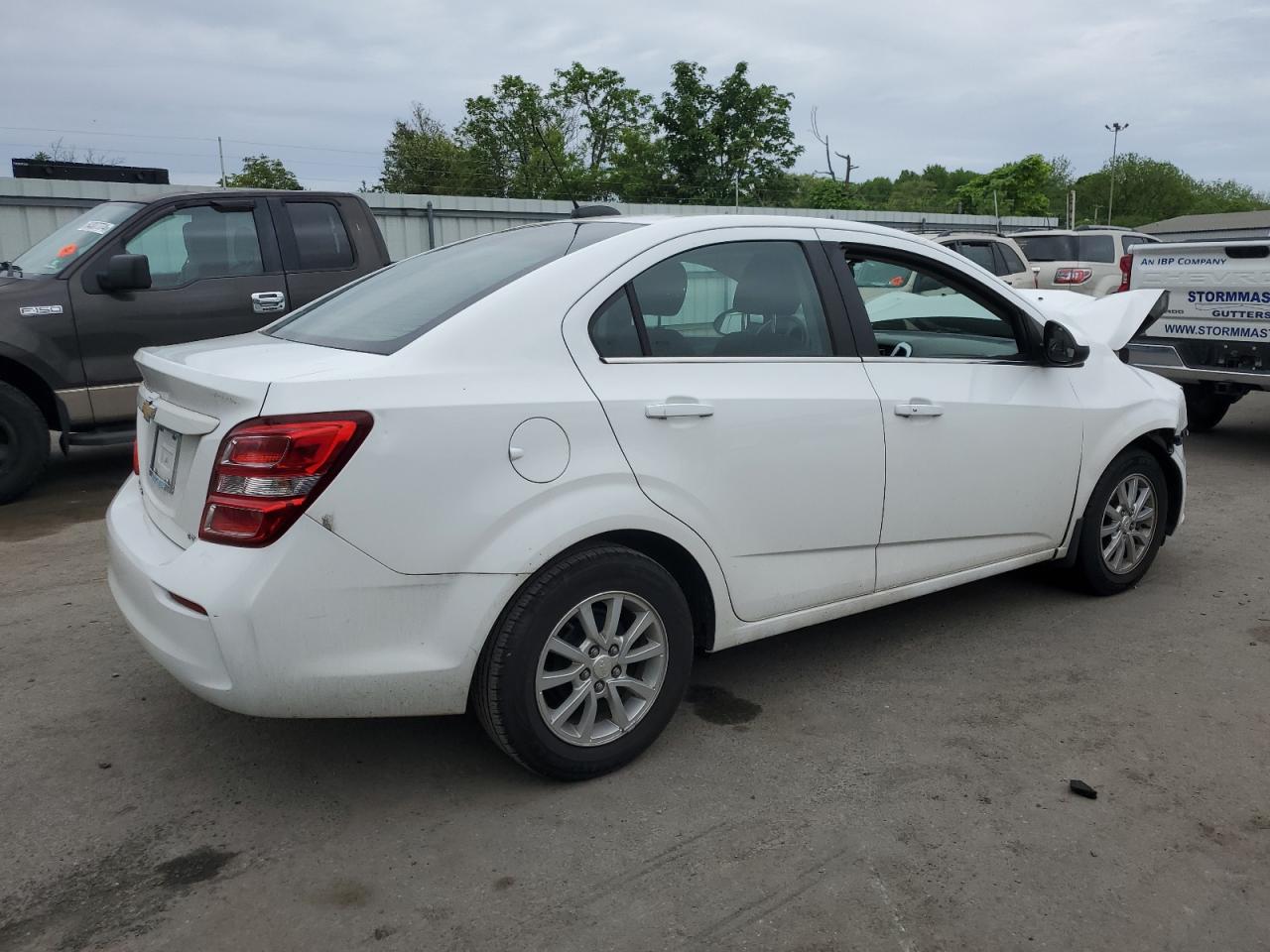 Photo 2 VIN: 1G1JD5SB1K4148375 - CHEVROLET SONIC 