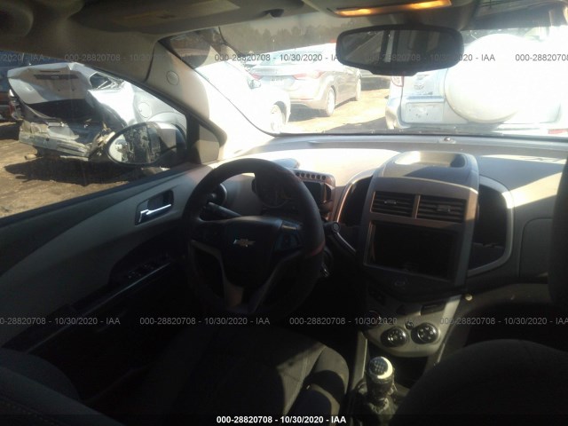 Photo 4 VIN: 1G1JD5SB2D4138862 - CHEVROLET SONIC 