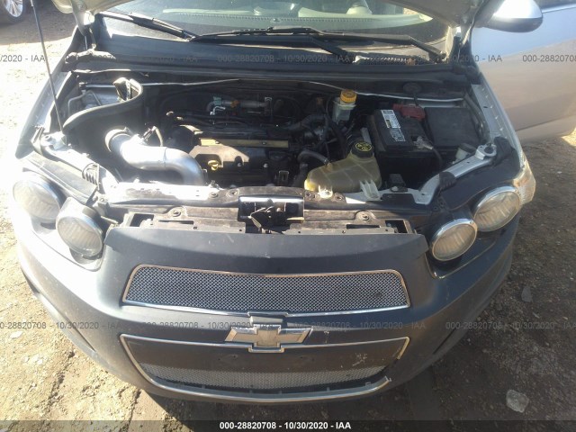 Photo 9 VIN: 1G1JD5SB2D4138862 - CHEVROLET SONIC 