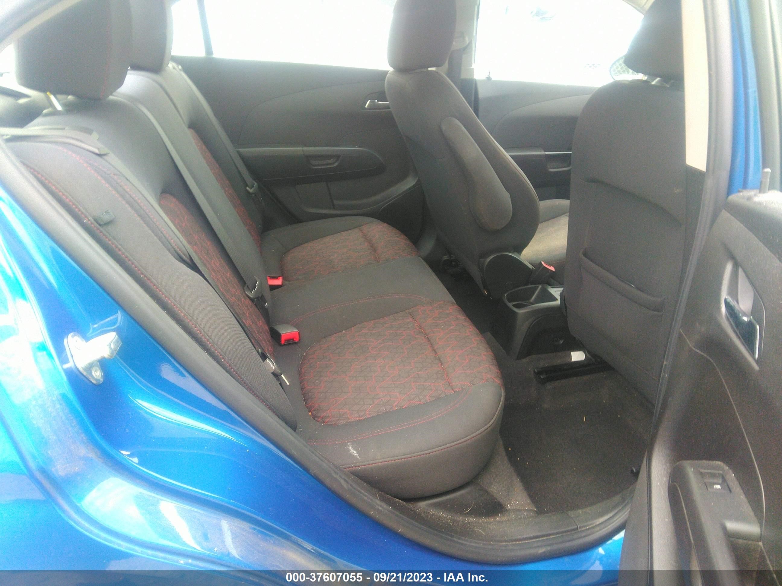 Photo 7 VIN: 1G1JD5SB2H4175934 - CHEVROLET SONIC 