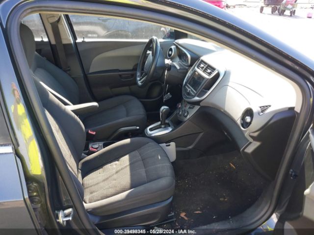 Photo 4 VIN: 1G1JD5SB2K4137546 - CHEVROLET SONIC 