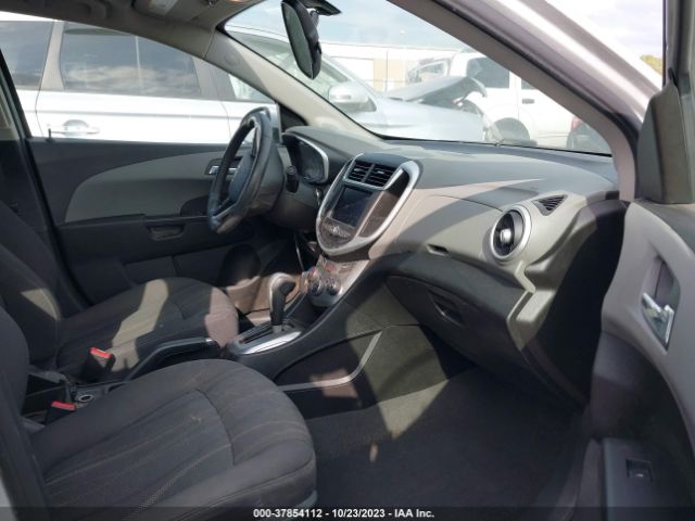 Photo 4 VIN: 1G1JD5SB2L4134566 - CHEVROLET SONIC 