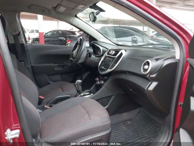 Photo 4 VIN: 1G1JD5SB4K4141226 - CHEVROLET SONIC 