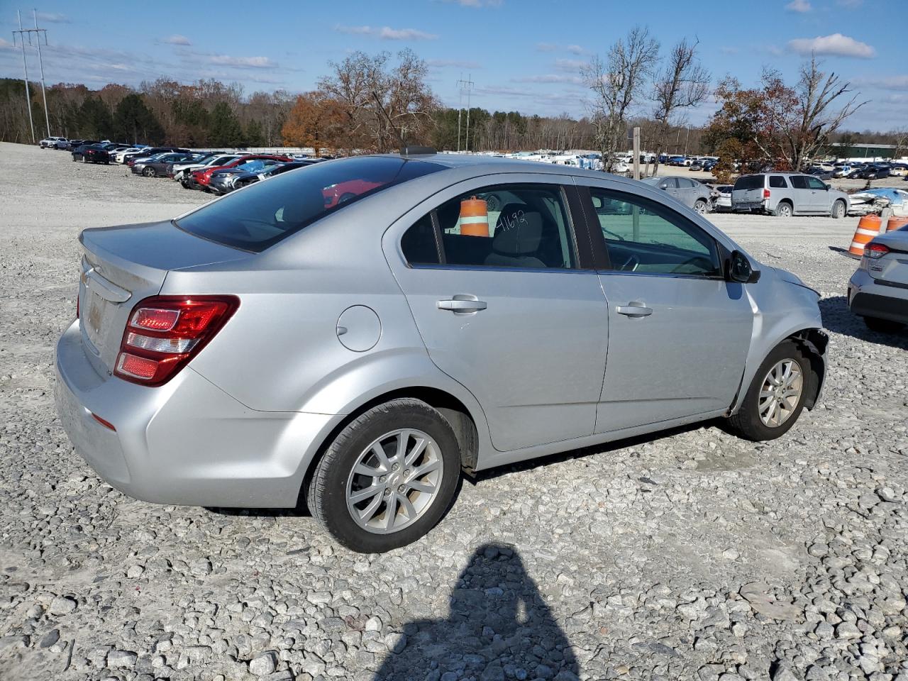 Photo 2 VIN: 1G1JD5SB6K4112312 - CHEVROLET SONIC 