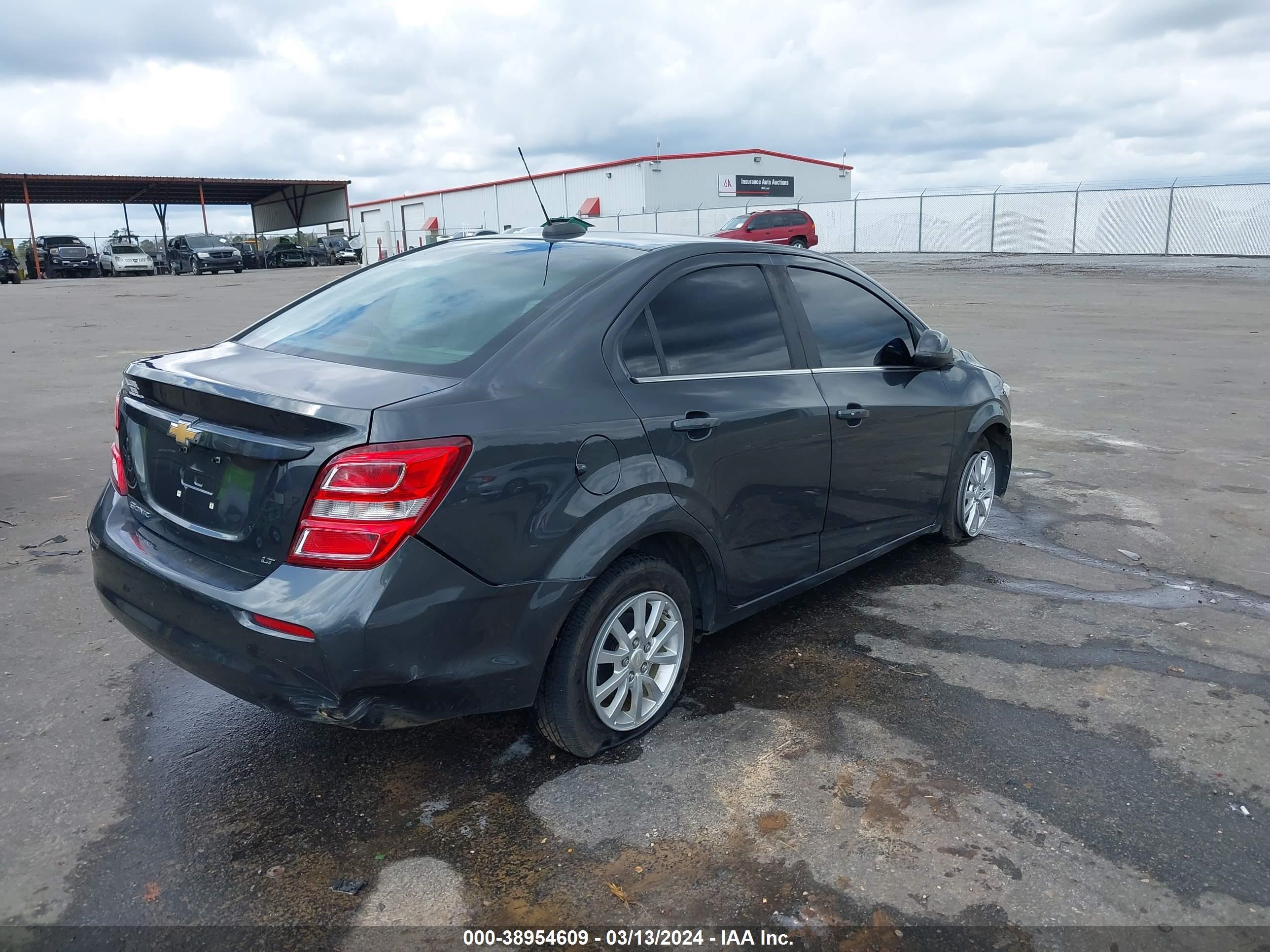 Photo 3 VIN: 1G1JD5SB6L4109234 - CHEVROLET SONIC 